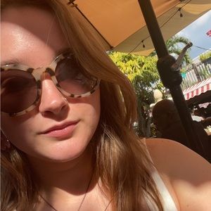 Meet your Posher, Sarah